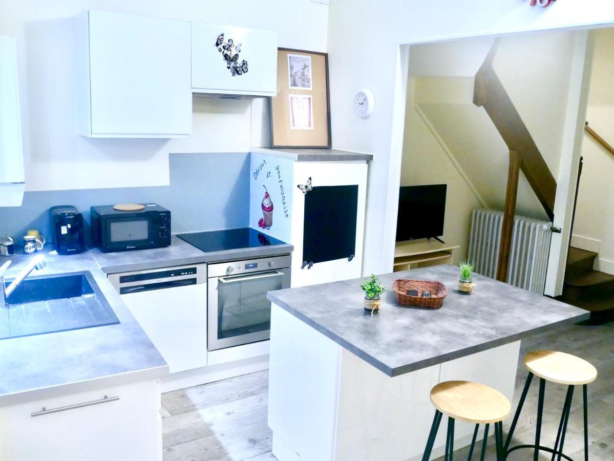 Family Home Sens Bagian luar foto