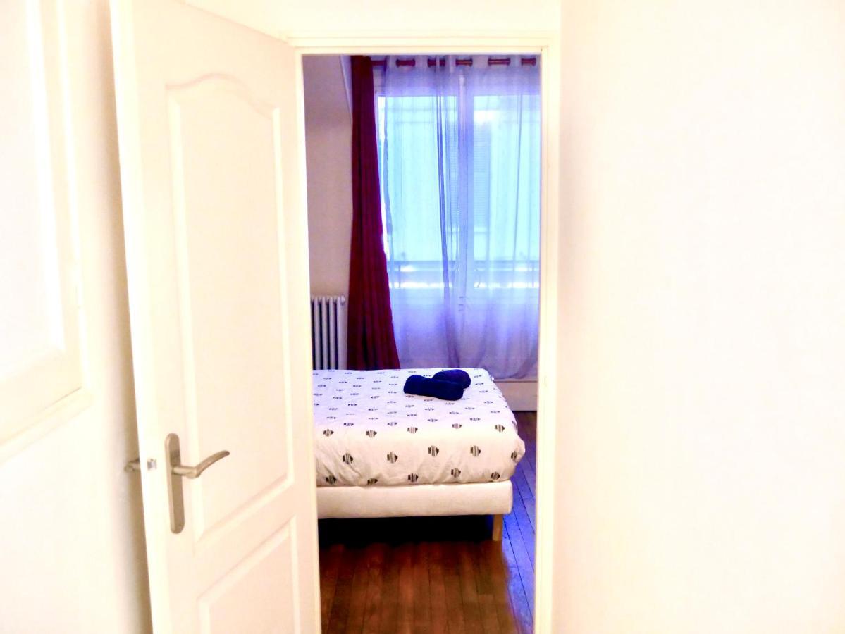 Family Home Sens Bagian luar foto